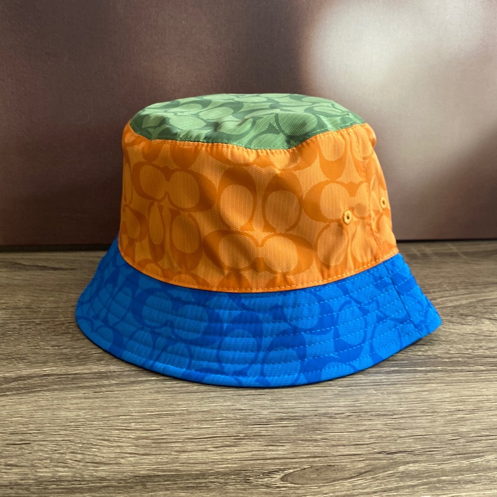 Coach Reversible Colorblock Signature Bucket Hat
 NTW - Picture 2 of 8